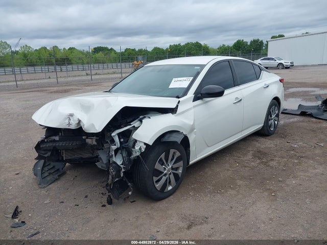 Nissan Altima S Fwd