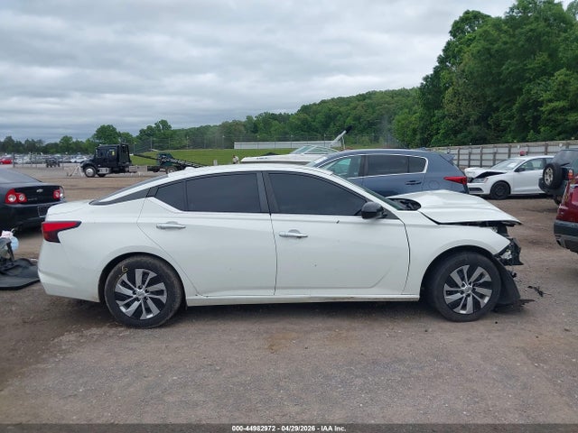 Nissan Altima S Fwd