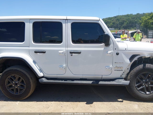 Jeep Wrangler Sahara 4x4
