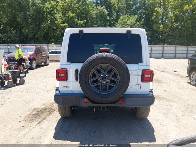 Jeep Wrangler Sahara 4x4