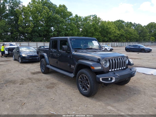 Salvage Jeep Gladiator Image