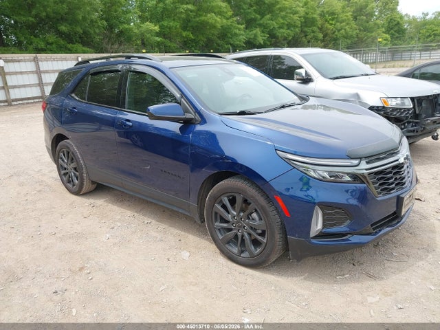 Salvage Chevrolet Equinox Image