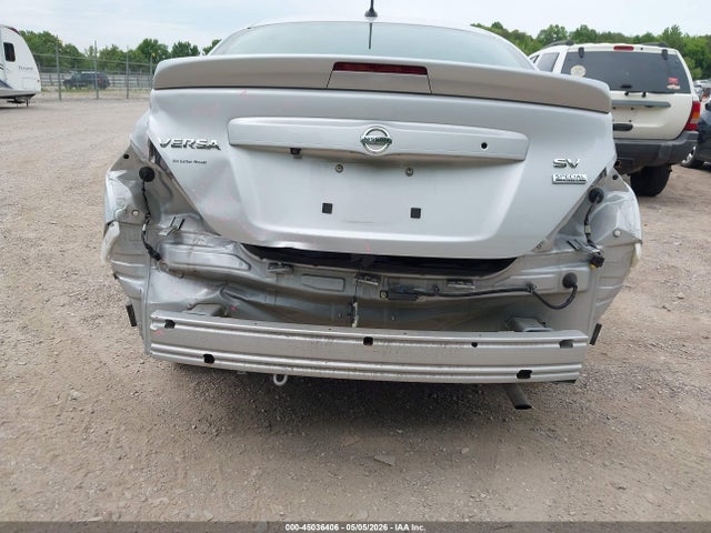 Nissan Versa 1.6 Sv