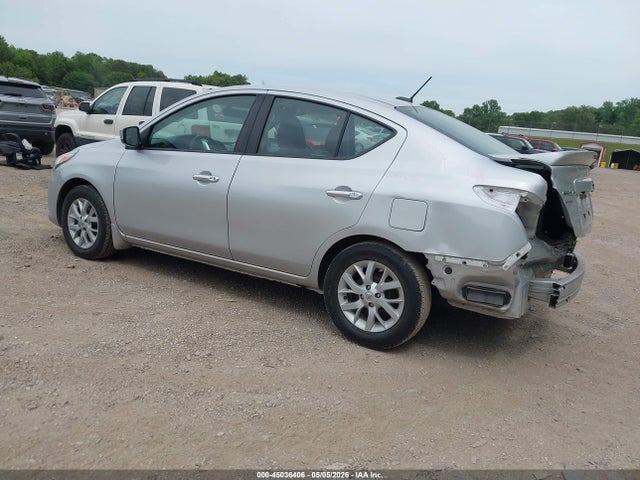 Nissan Versa 1.6 Sv