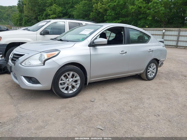 Nissan Versa 1.6 Sv