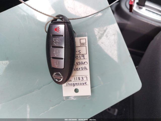 Nissan Versa 1.6 Sv