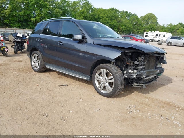 Salvage Mercedes-Benz M-Class Image
