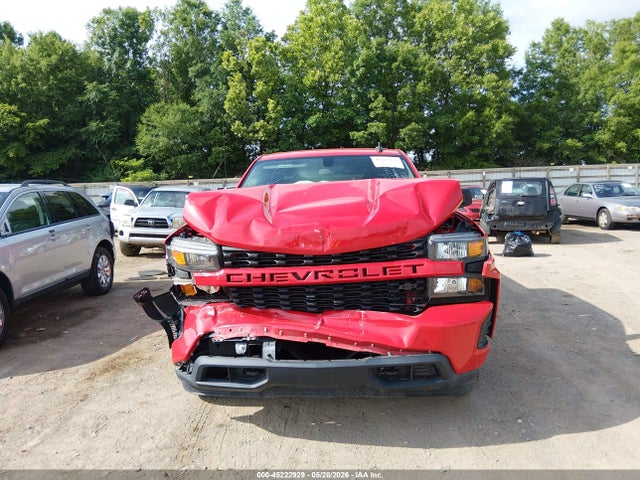 Chevrolet Silverado 1500 Custom