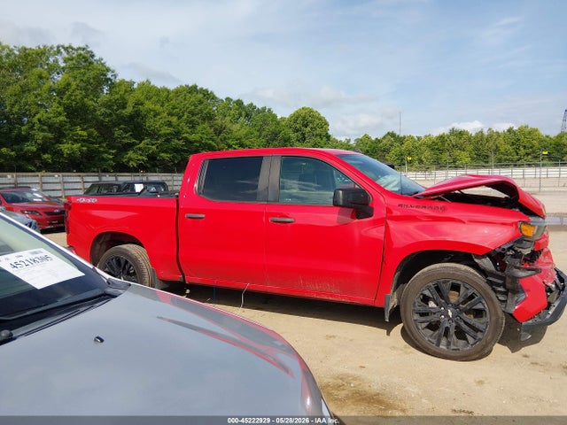Chevrolet Silverado 1500 Custom