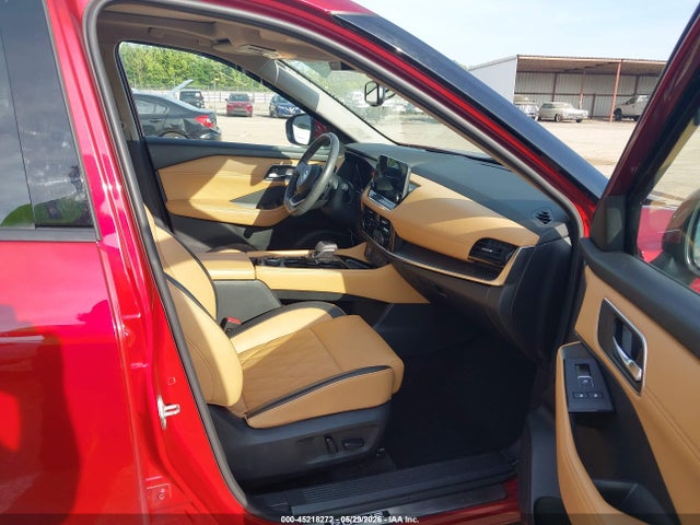 Nissan Rogue Platinum Intelligent Awd