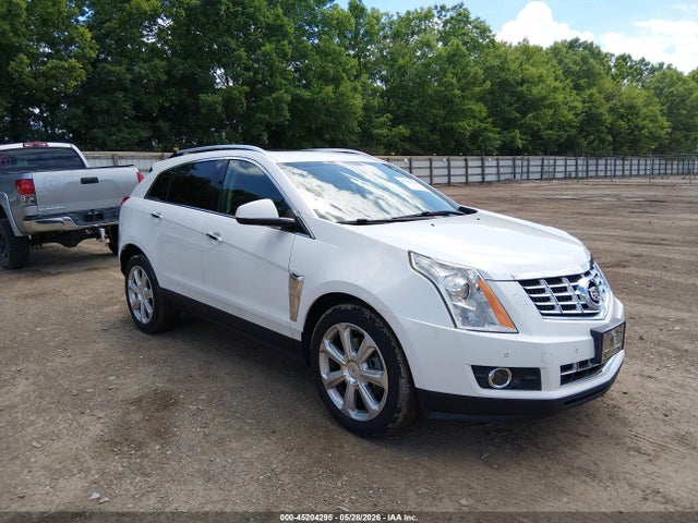 Salvage Cadillac SRX Image