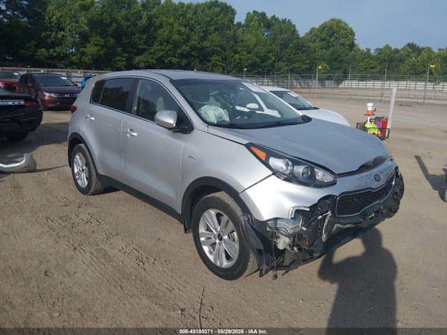 Salvage Kia Sportage Image