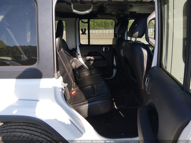 Jeep Wrangler Sahara 4x4