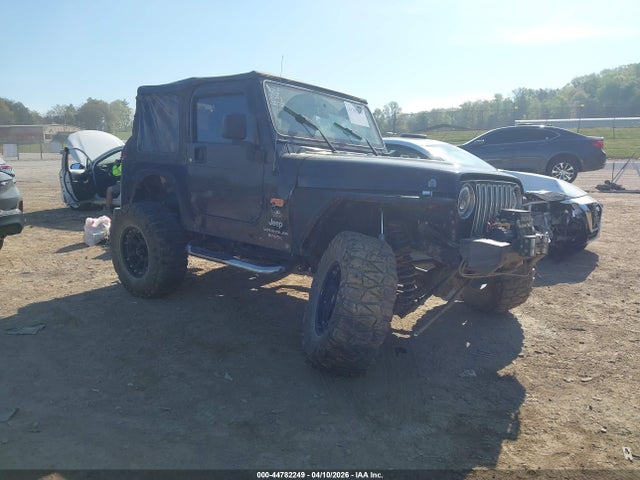 Salvage Jeep Wrangler Image