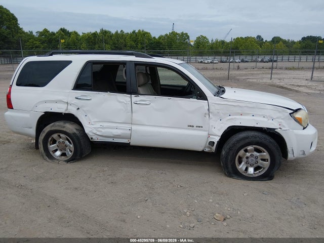 Toyota 4Runner Sr5