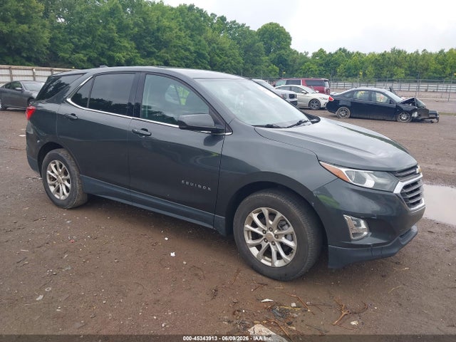 Salvage Chevrolet Equinox Image