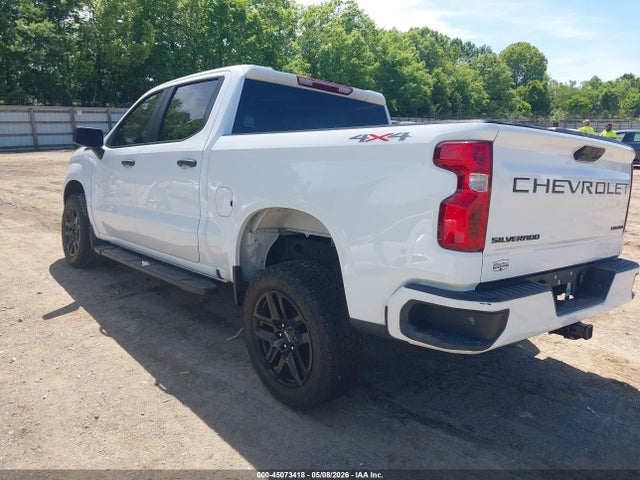 Chevrolet Silverado 1500 4wd  Short Bed Custom