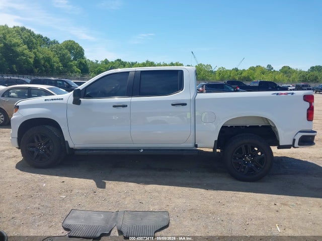 Chevrolet Silverado 1500 4wd  Short Bed Custom