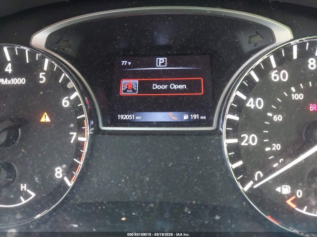 Nissan Pathfinder Sl