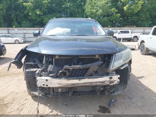 Nissan Pathfinder Sl