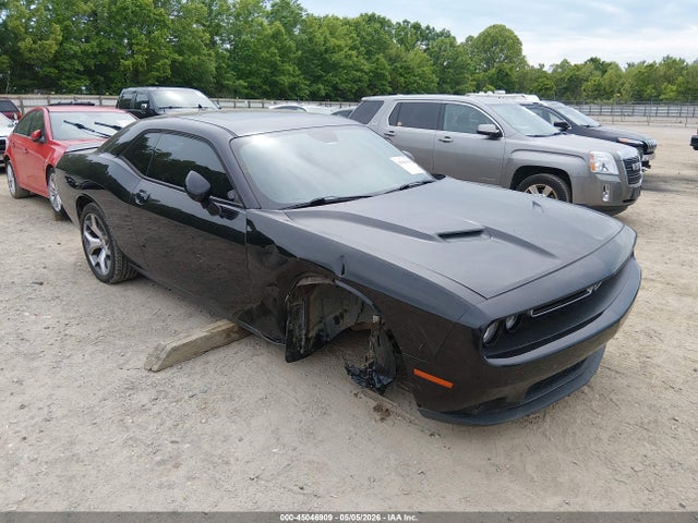 Salvage Dodge Challenger Image