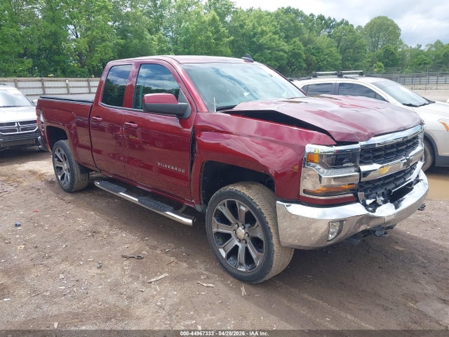 Salvage Chevrolet Silverado 1500 Image