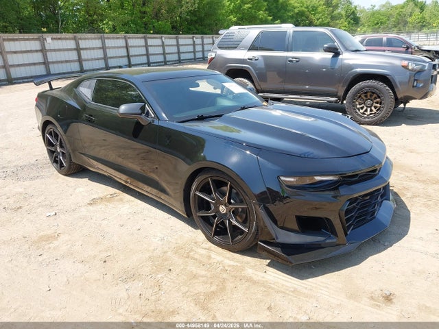 Salvage Chevrolet Camaro Image