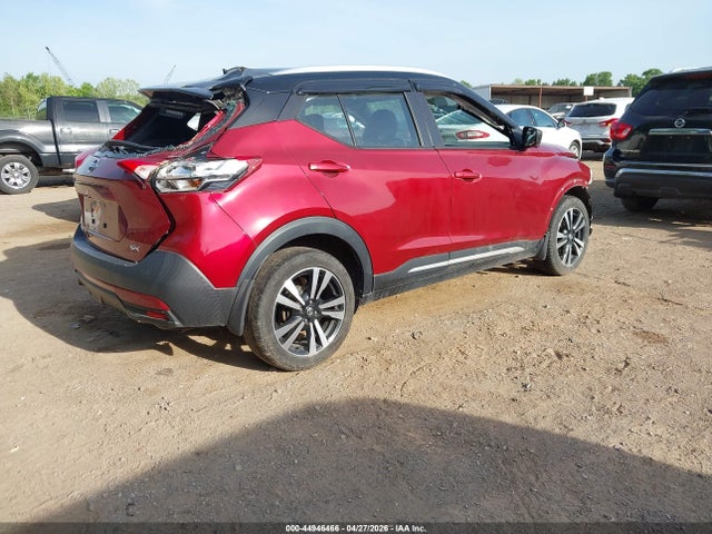 Nissan Kicks Sr
