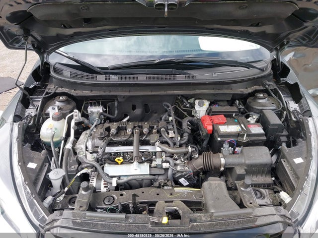 Nissan Kicks Play S