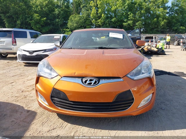 Hyundai VELOSTER
