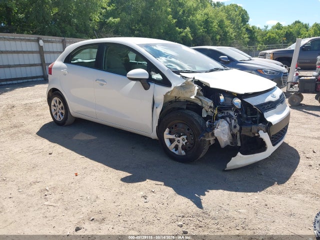 Salvage Kia Rio Image