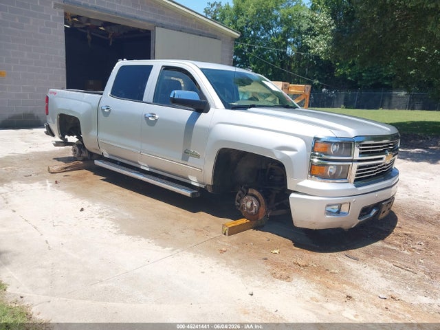 Salvage Chevrolet Silverado 1500 Image