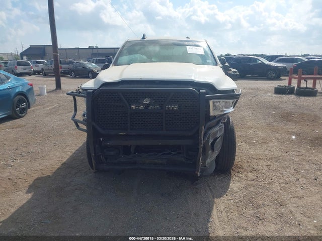 Ram 2500 Tradesman  4x4 6'4 Box