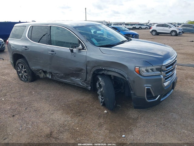 Salvage GMC Acadia Image