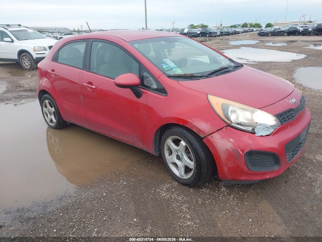 Salvage Kia Rio Image
