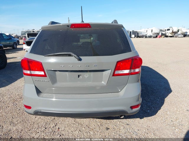 Dodge Journey Se