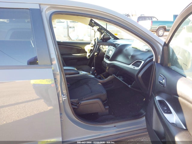 Dodge Journey Se