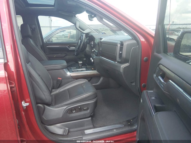 GMC Sierra 1500 4wd  Short Box Slt