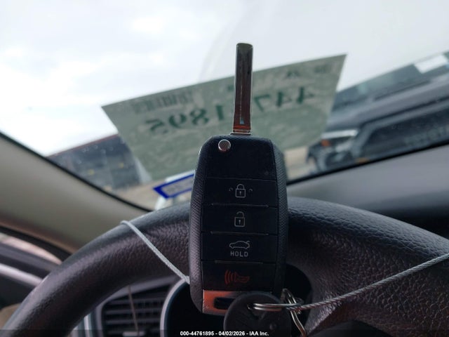 Kia Optima Lx