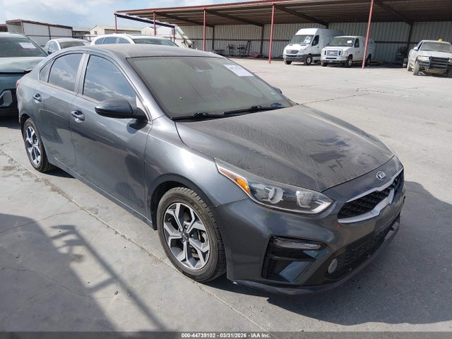 Salvage Kia Forte Image
