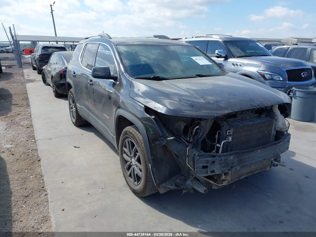 Salvage GMC Acadia Image