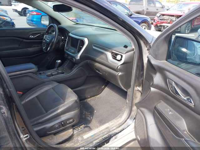 GMC Acadia Slt-1