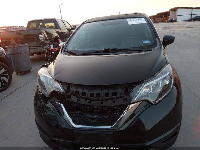 Nissan Versa Sv
