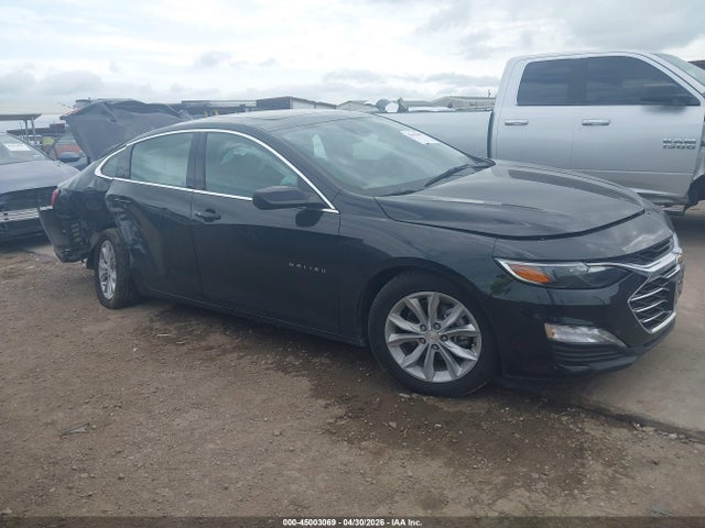 Salvage Chevrolet Malibu Image
