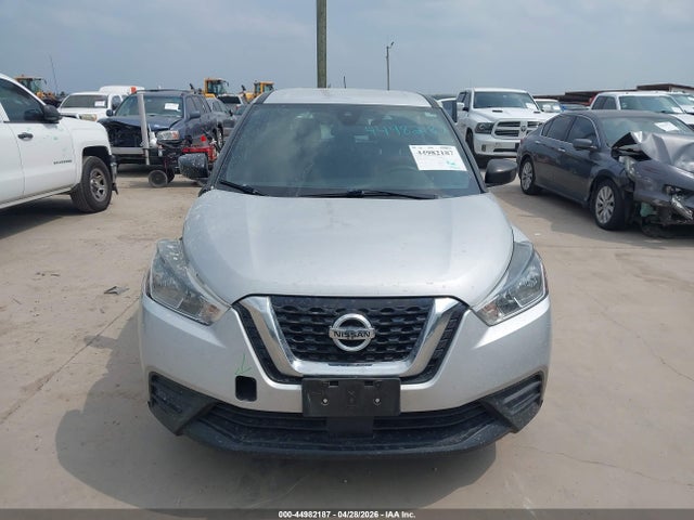 Nissan Kicks S Xtronic Cvt