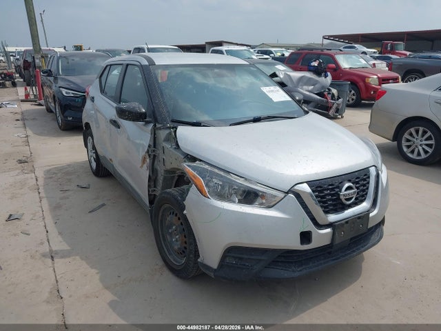 Salvage Nissan Kicks Image