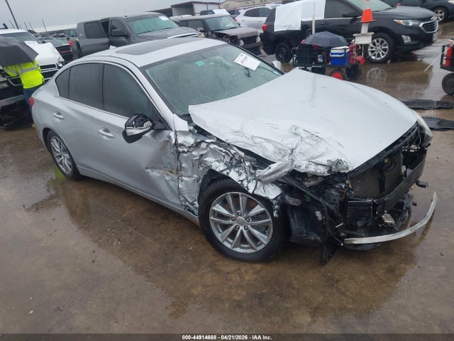 Salvage INFINITI Q50 Image