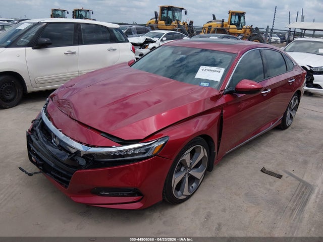 Honda Accord Touring 2.0t