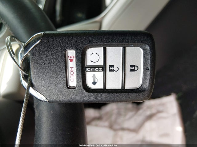 Honda Accord Touring 2.0t
