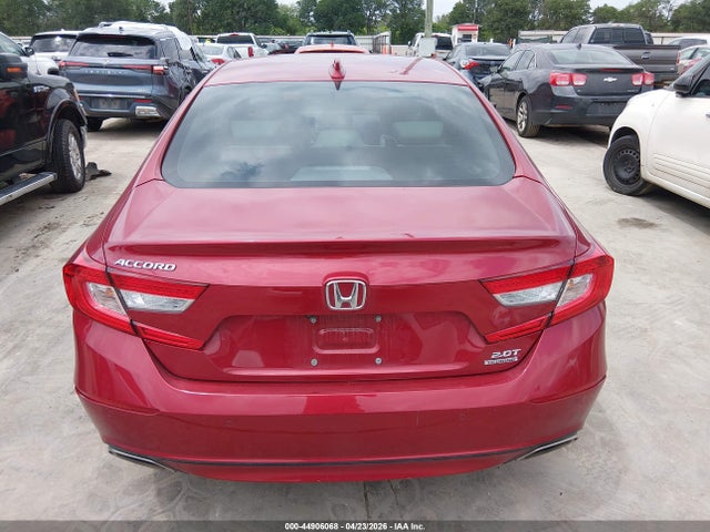 Honda Accord Touring 2.0t